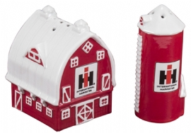 Farmall Barn/Silo Salt/Pepper